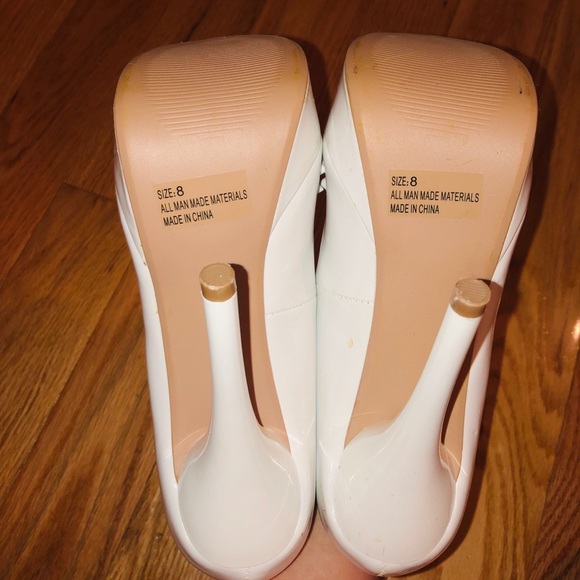 Quipid Peep Toe Spiked Heel - Picture 4 of 5